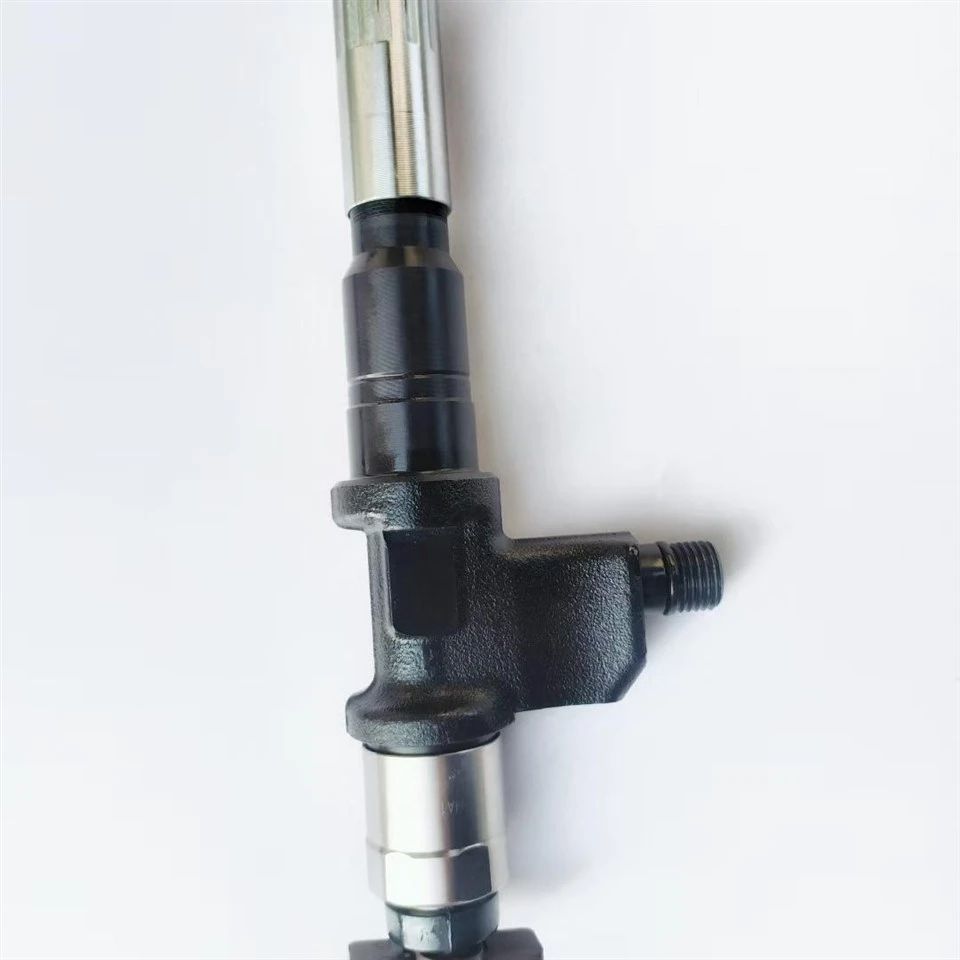Real Factory 095000-5511 0950005511 Common Rail Injector For Denso Isuzu 6WG1 For 4HK14JJ1 OEM Quality factory